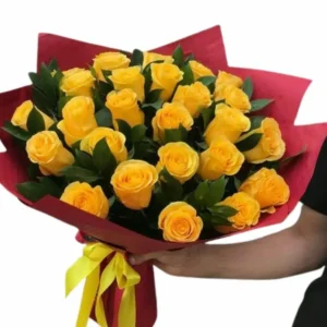 Ramo con rosas amarillas