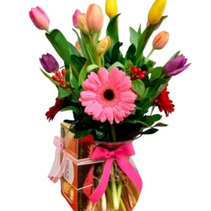 Florero con Tulipanes
