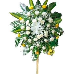 Corona con rosas amarillas